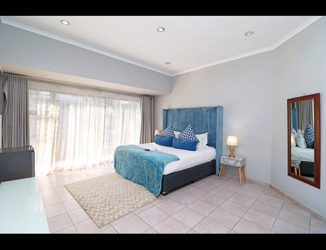 5 BEDROOM HOUSE TO LET IN WINSTON RIDGE